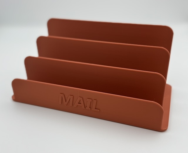 Mail sorting tray